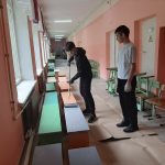 СТАРШЕКЛАССНИКИ ПРОДОЛЖАЮТ ГОТОВИТЬ ШКОЛУ К НОВОМУ УЧЕБНОМУ ГОДУ